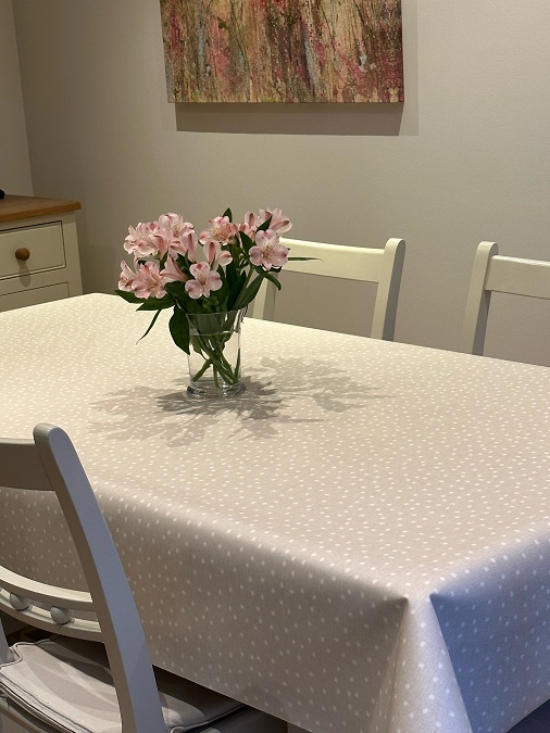 Spot on Pebble Matt Oilcloth Tablecloth